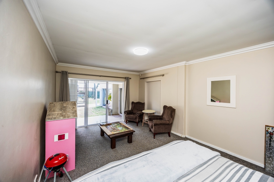 4 Bedroom Property for Sale in Beacon Bay Eastern Cape